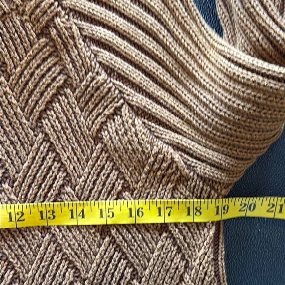 RVCA Women's Camel Criss Cross  Cotton Knit Sweater size Small - Picture 9 of 10